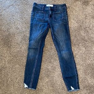 Abercrombie & Fitch Ankle Jean
